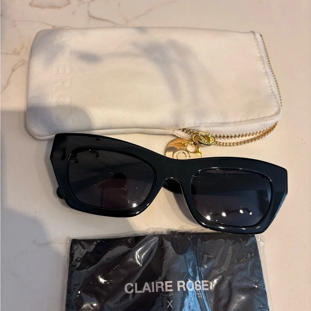 Aperçu x Claire Rose New York City Sunglasses - Picture 8 of 8